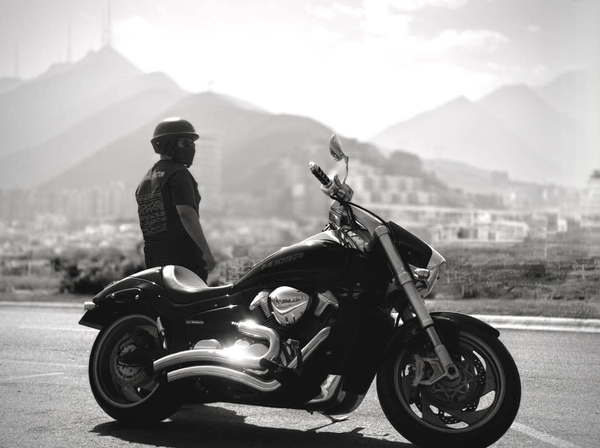 Suzuki Intruder enjoy ride